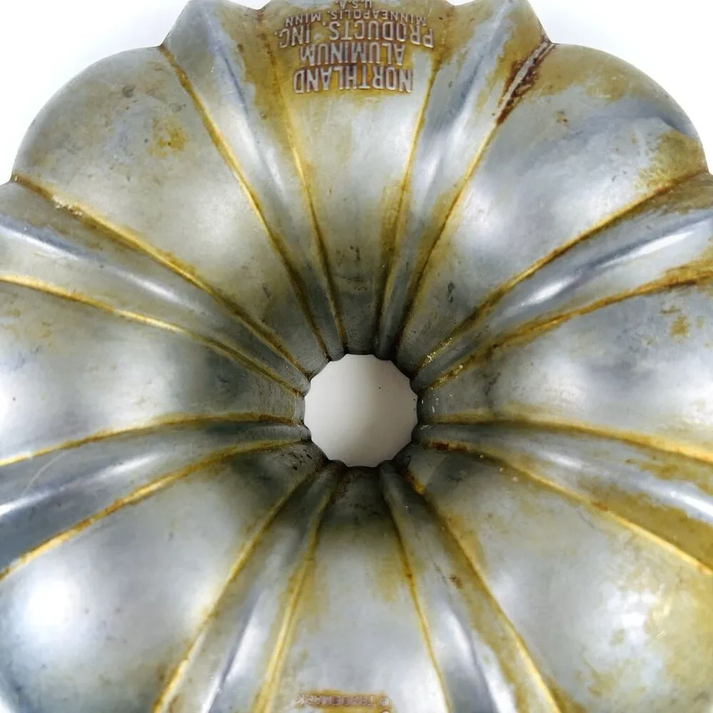 VTG Original Bundt Brand Northland Heavy Aluminum Fluted Tube Cake Pan USA 10 in